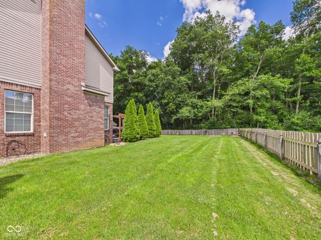 6342 S Cabriolet Way, Pendleton, IN 46064