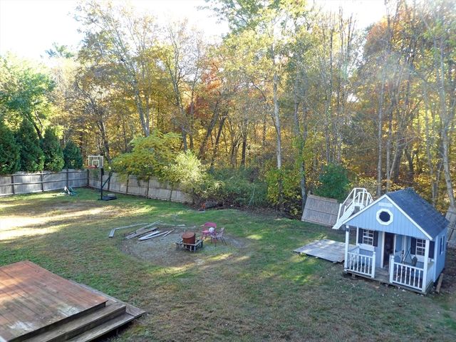 135 East Grove Street, Middleboro, MA 02346