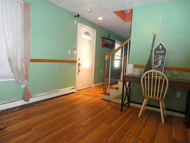 135 East Grove Street, Middleboro, MA 02346