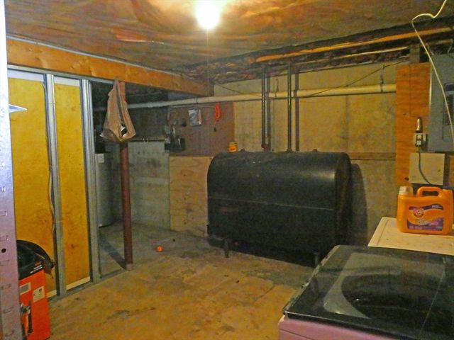 135 East Grove Street, Middleboro, MA 02346