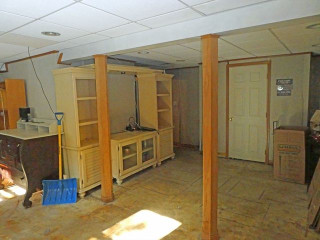 135 East Grove Street, Middleboro, MA 02346