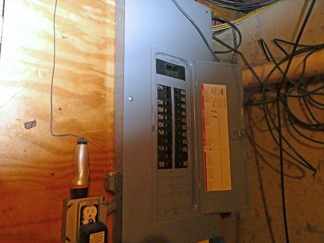 135 East Grove Street, Middleboro, MA 02346