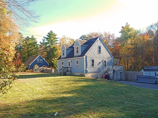 135 East Grove Street, Middleboro, MA 02346