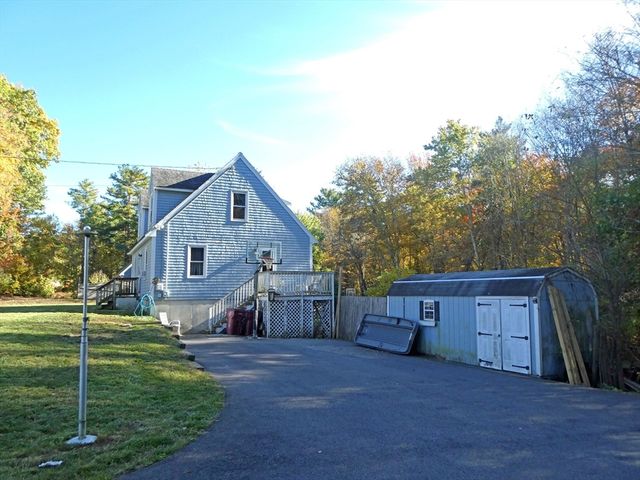 135 East Grove Street, Middleboro, MA 02346