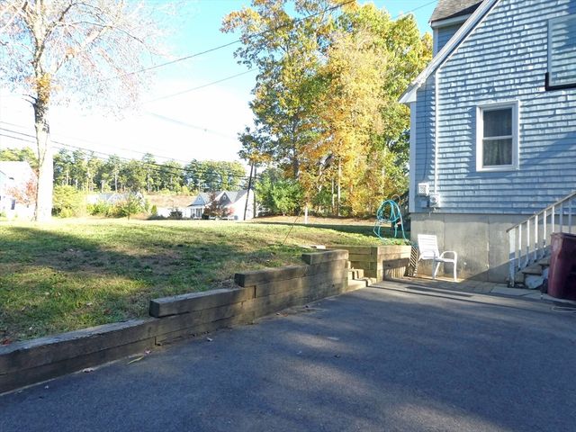 135 East Grove Street, Middleboro, MA 02346