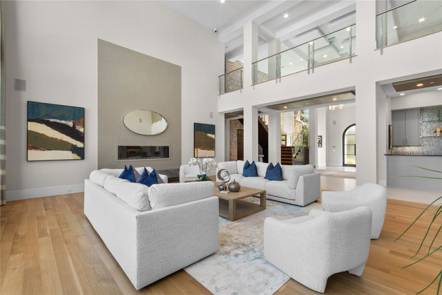 4545 Catina Lane, Dallas, TX 75229