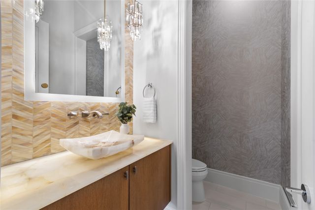 4545 Catina Lane, Dallas, TX 75229