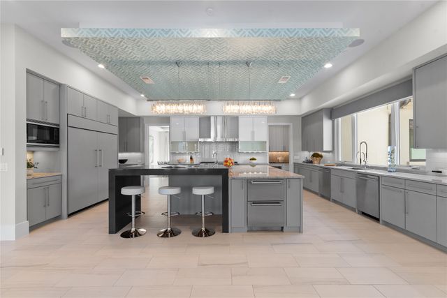 4545 Catina Lane, Dallas, TX 75229