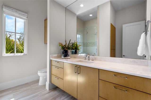 4545 Catina Lane, Dallas, TX 75229