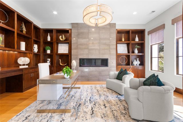 4545 Catina Lane, Dallas, TX 75229