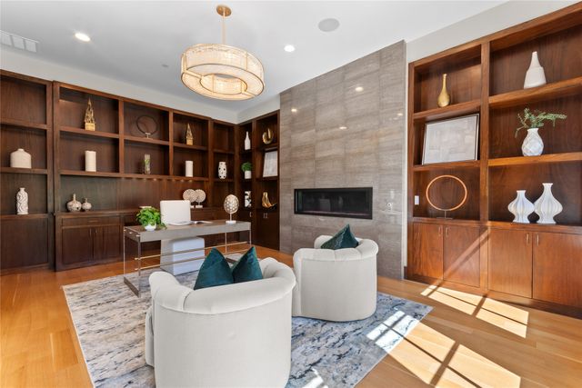 4545 Catina Lane, Dallas, TX 75229