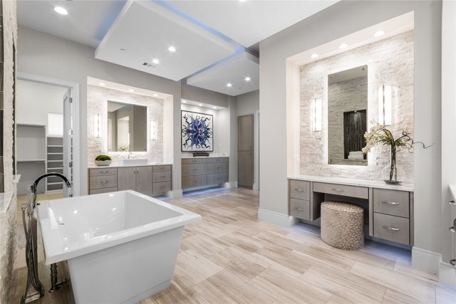 4545 Catina Lane, Dallas, TX 75229