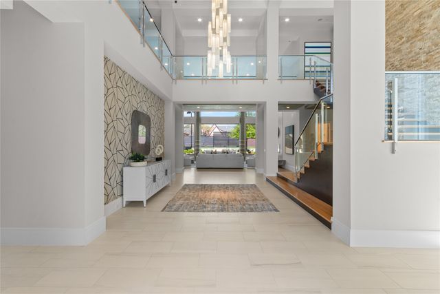 4545 Catina Lane, Dallas, TX 75229