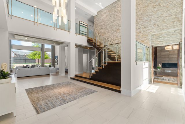 4545 Catina Lane, Dallas, TX 75229