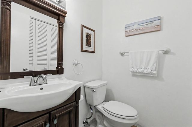 5300 Washington Street E208, Hollywood, FL 33021