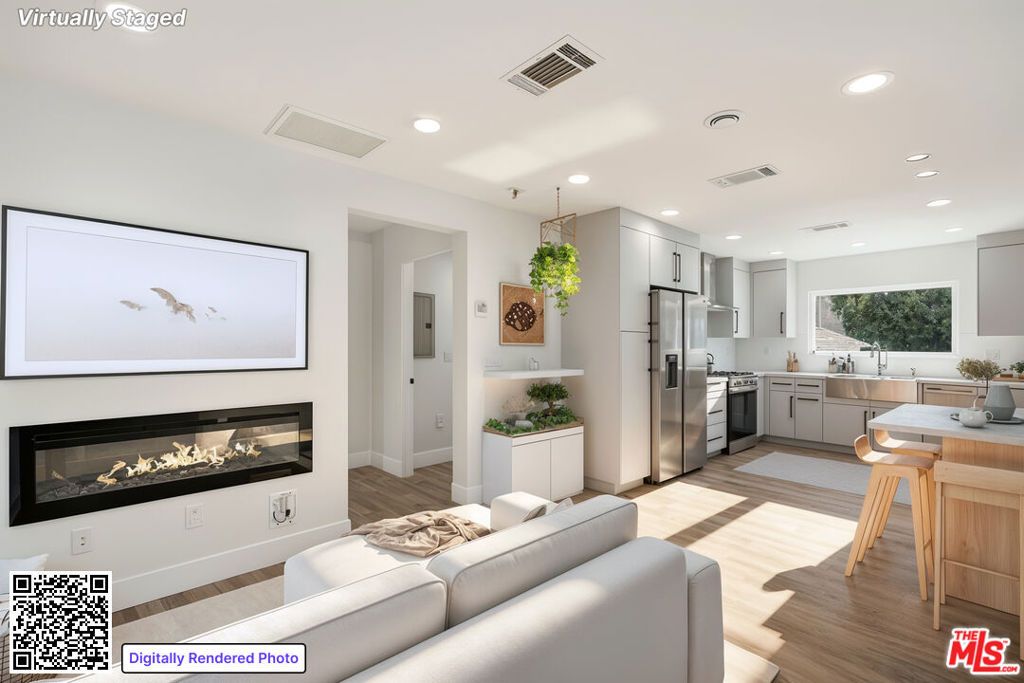 11613 Burbank Boulevard, Los Angeles, CA 91601