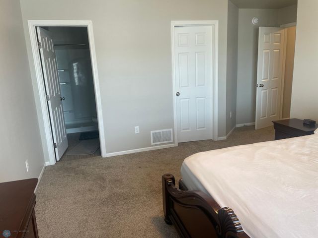 1558 68th Avenue S, Fargo, ND 58104