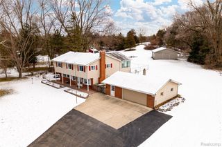 11081 Kelly Road, Putnam Township, MI 48169