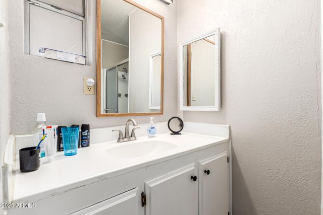 2650 W UNION HILLS Drive 112, Phoenix, AZ 85027