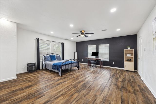 2817 Southmore Boulevard, Houston, TX 77004