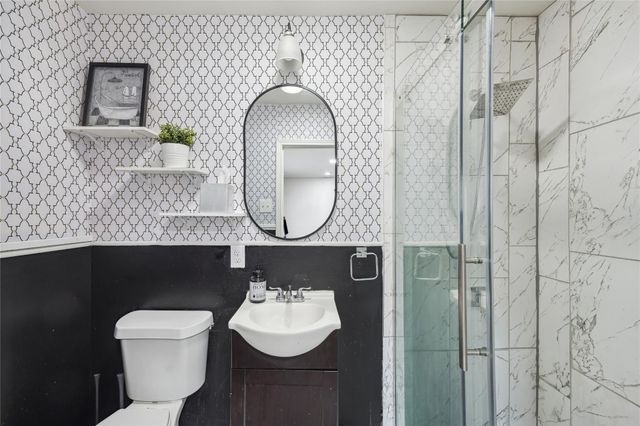 2817 Southmore Boulevard, Houston, TX 77004