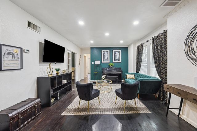 2817 Southmore Boulevard, Houston, TX 77004