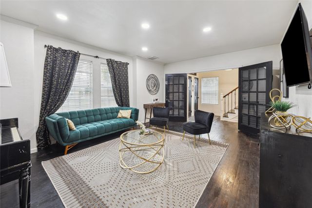 2817 Southmore Boulevard, Houston, TX 77004