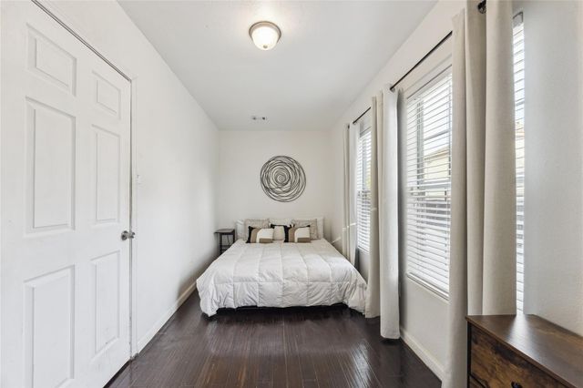 2817 Southmore Boulevard, Houston, TX 77004