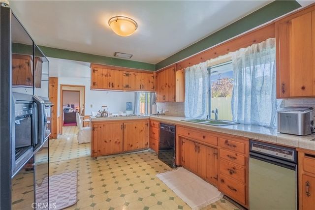751 S Corrida, Covina, CA 91724