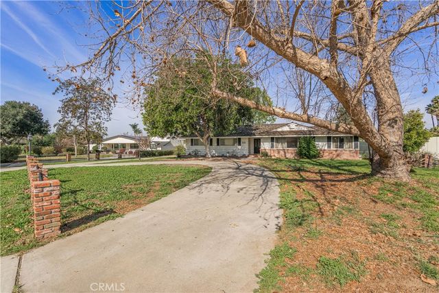 751 S Corrida, Covina, CA 91724