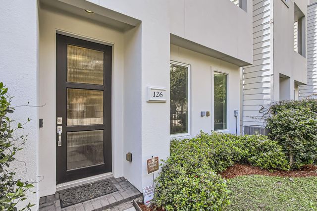 126 Pierce Street, Houston, TX 77002
