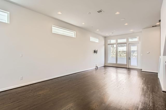 126 Pierce Street, Houston, TX 77002