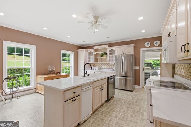 315 Duncan Bridge Lane, Cornelia, GA 30531