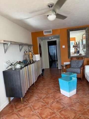 3402 Cynthia Lane 112, Lake Worth Beach, FL 33461