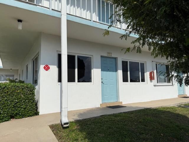 3402 Cynthia Lane 112, Lake Worth Beach, FL 33461