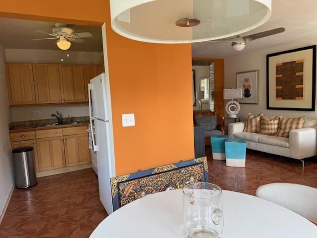 3402 Cynthia Lane 112, Lake Worth Beach, FL 33461