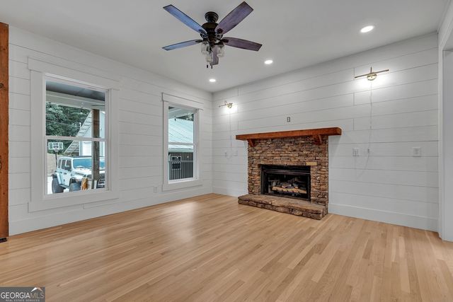 295 W Stowers Drive, Canton, GA 30114