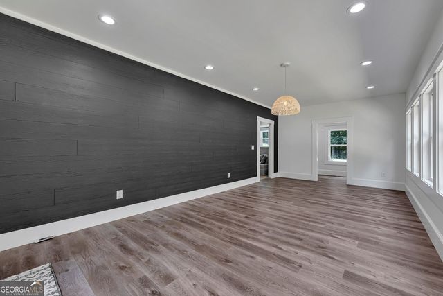 295 W Stowers Drive, Canton, GA 30114
