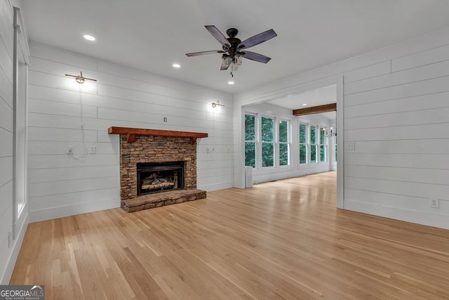 295 W Stowers Drive, Canton, GA 30114