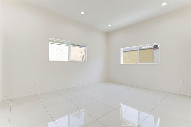 1135 A E Windsor, Glendale, CA 91205