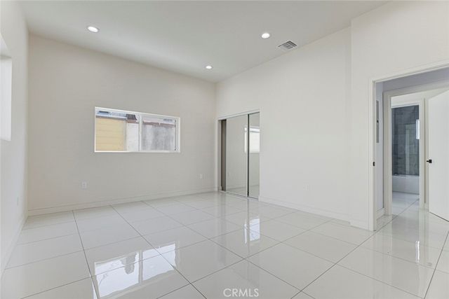 1135 A E Windsor, Glendale, CA 91205