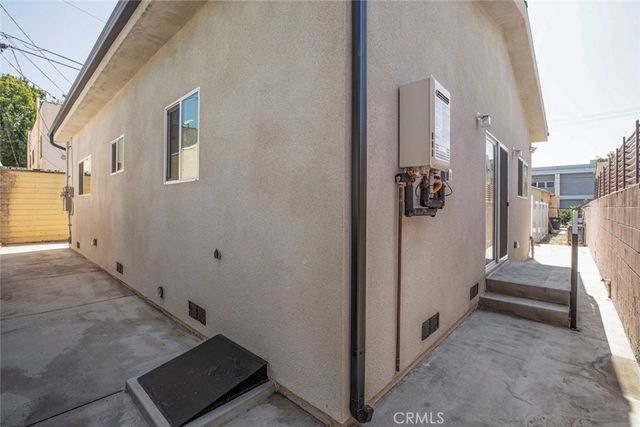 1135 A E Windsor, Glendale, CA 91205