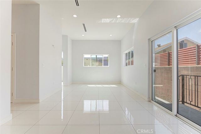1135 A E Windsor, Glendale, CA 91205