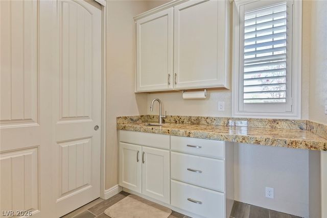 3895 Valles Caldera Court, Las Vegas, NV 89118