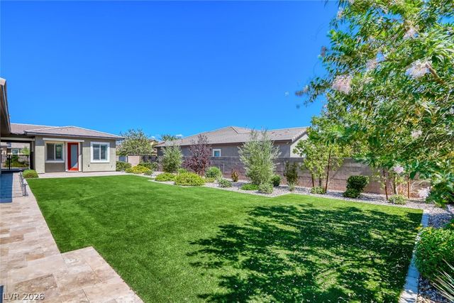 3895 Valles Caldera Court, Las Vegas, NV 89118