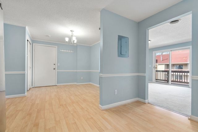 46 Randolph Dr 46, Tewksbury, MA 01876