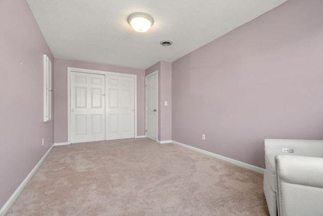 46 Randolph Dr 46, Tewksbury, MA 01876