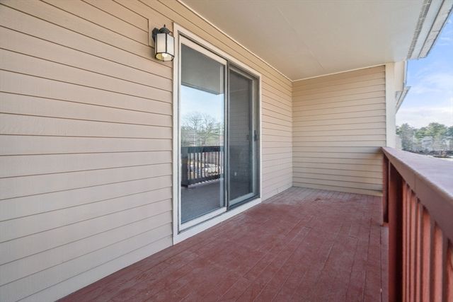 46 Randolph Dr 46, Tewksbury, MA 01876