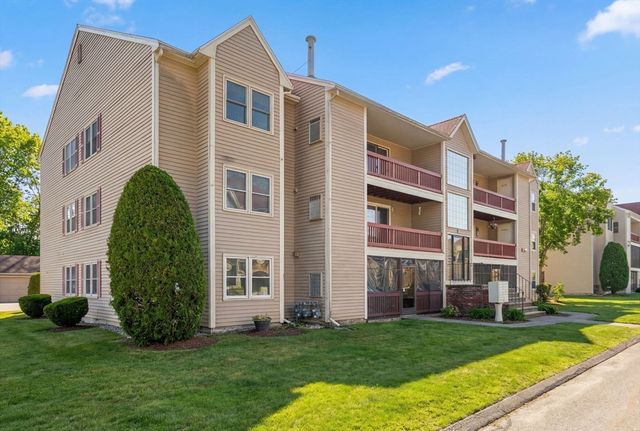 46 Randolph Dr 46, Tewksbury, MA 01876