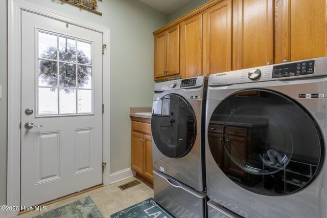 105 Back Creek Court, Hertford, NC 27944